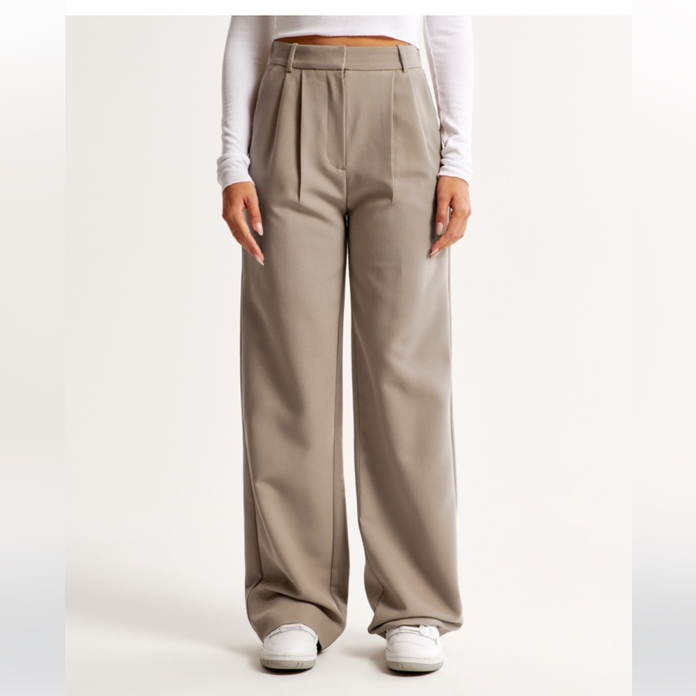 A&F Sloane Tailored Pant